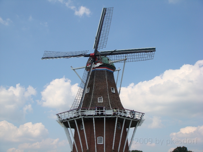 Western Michigan [2009] 530.JPG - Scenes from Windmill Island in Holland, Michigan.